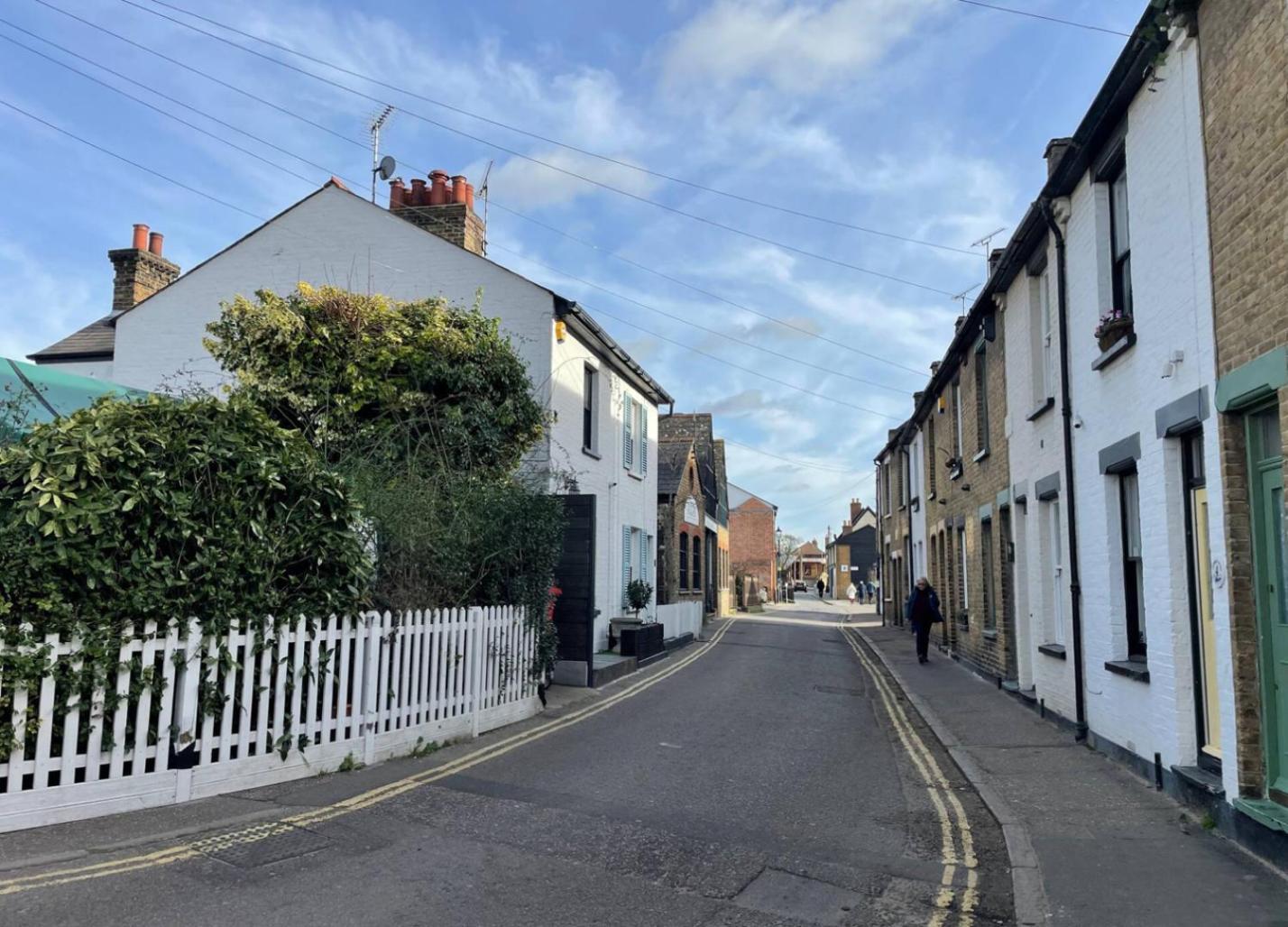 סאות'אנד און סי Flat In The Heart Of Leigh On Sea Less Than 2 Miles From The Beach מראה חיצוני תמונה